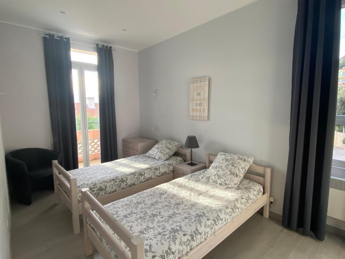 Agreable 3 Pieces Climatise Avec Vue Mer Et Parking Villefranche-sur-Mer Exterior photo