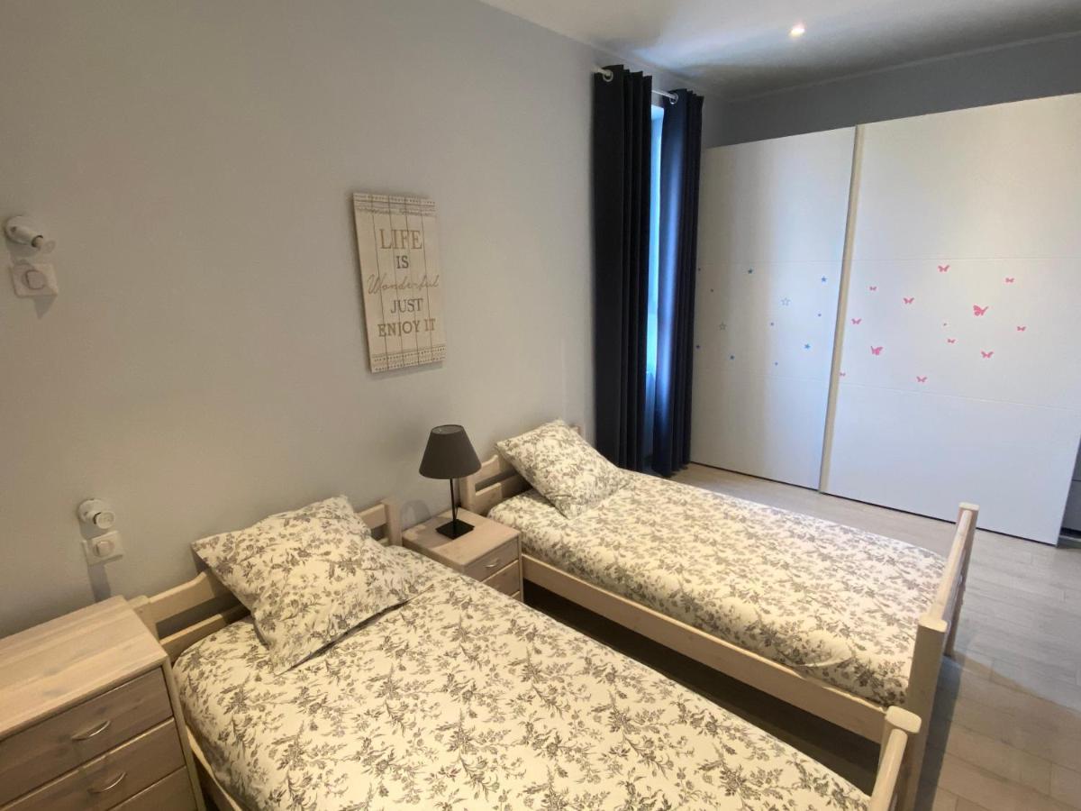 Agreable 3 Pieces Climatise Avec Vue Mer Et Parking Villefranche-sur-Mer Exterior photo