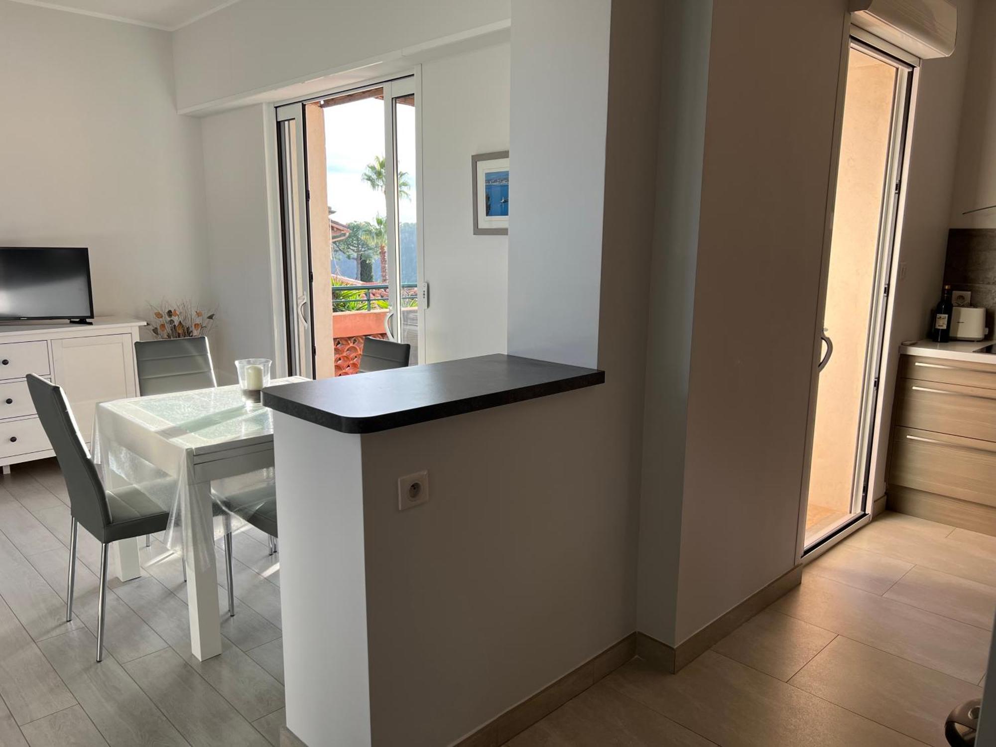 Agreable 3 Pieces Climatise Avec Vue Mer Et Parking Villefranche-sur-Mer Exterior photo